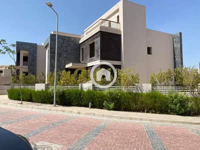 4 Bedroom Villa for Sale in Sheikh Zayed, Giza - WhatsApp Image 2025-11-03 at 13.08. 55_c8837b78. jpg 4 Bedroom Villa for Sale in Sheikh Zayed, Giza - WhatsApp Image 2025-11-03 at 13.08. 55_c8837b78. jpg