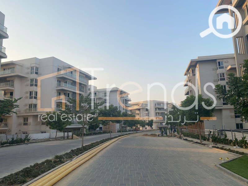 2 WhatsApp Image 2023-12-06 at 2.29. 15 PM. jpg