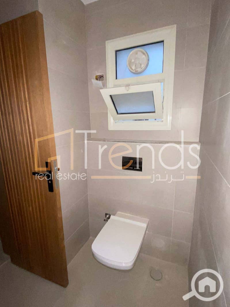 5 WhatsApp Image 2023-12-06 at 2.29. 18 PM (1). jpg