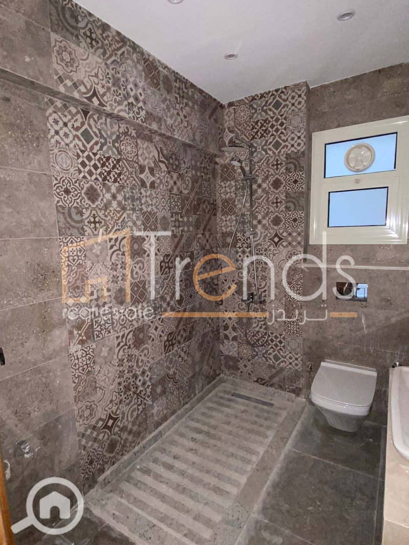 9 WhatsApp Image 2023-12-06 at 2.29. 19 PM (1). jpg