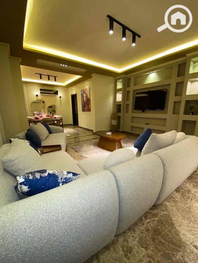 شقة 3 غرف نوم للايجار في الشيخ زايد، الجيزة - 236bfc3c-aa42-455e-84d9-82225f448871. jpg