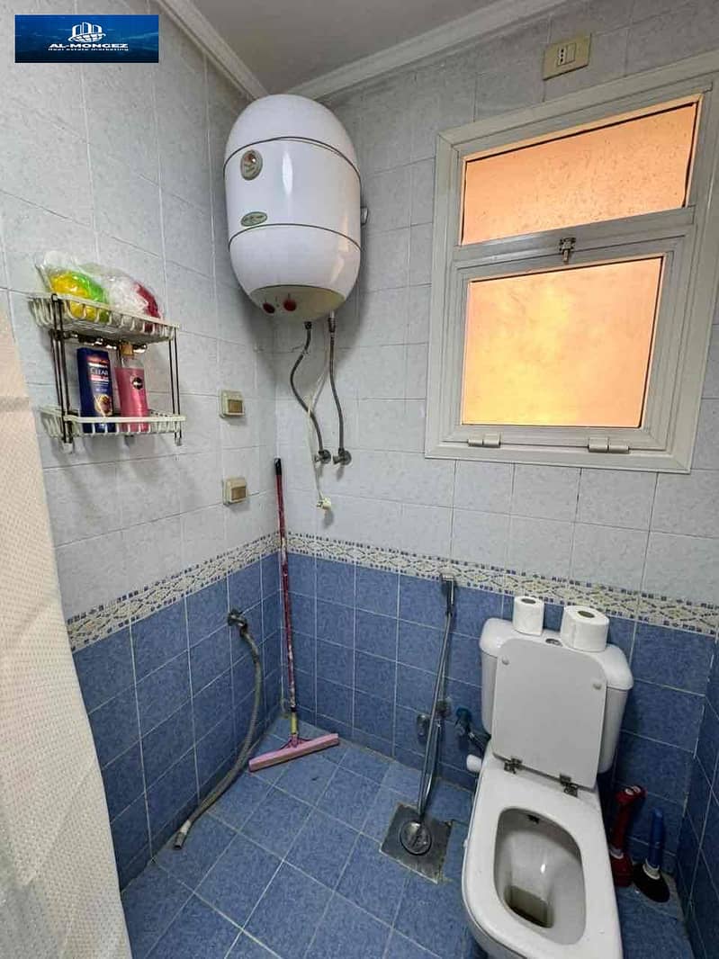 14 04affc78-24cf-4143-9e25-efddaa5ad0c3. jpg