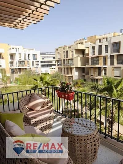 photo_5988052935071878616_x. jpg