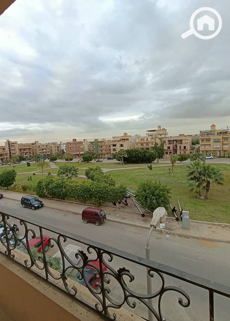 2 WhatsApp Image 2025-11-03 at 13.54. 09_35165898. jpg