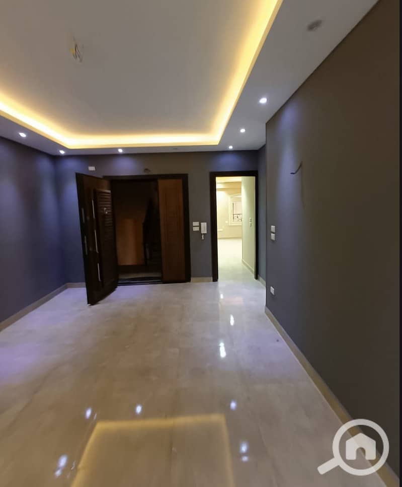 5 WhatsApp Image 2025-11-03 at 13.54. 10_f9a73bb4. jpg