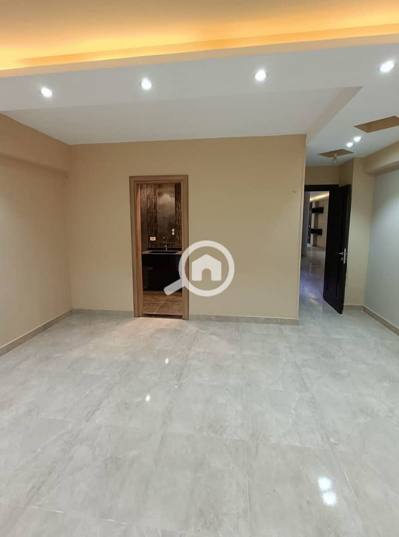 6 WhatsApp Image 2025-11-03 at 13.54. 11_fad85f4a. jpg