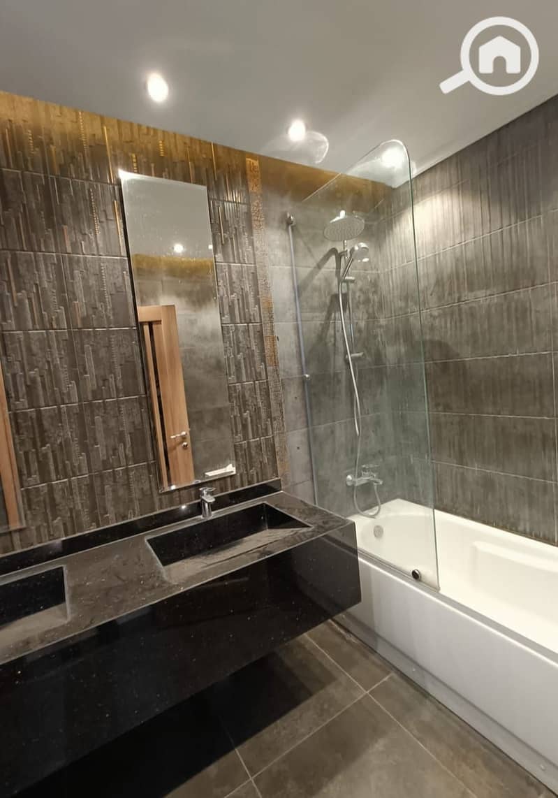 7 WhatsApp Image 2025-11-03 at 13.54. 12_5f50b9ac. jpg