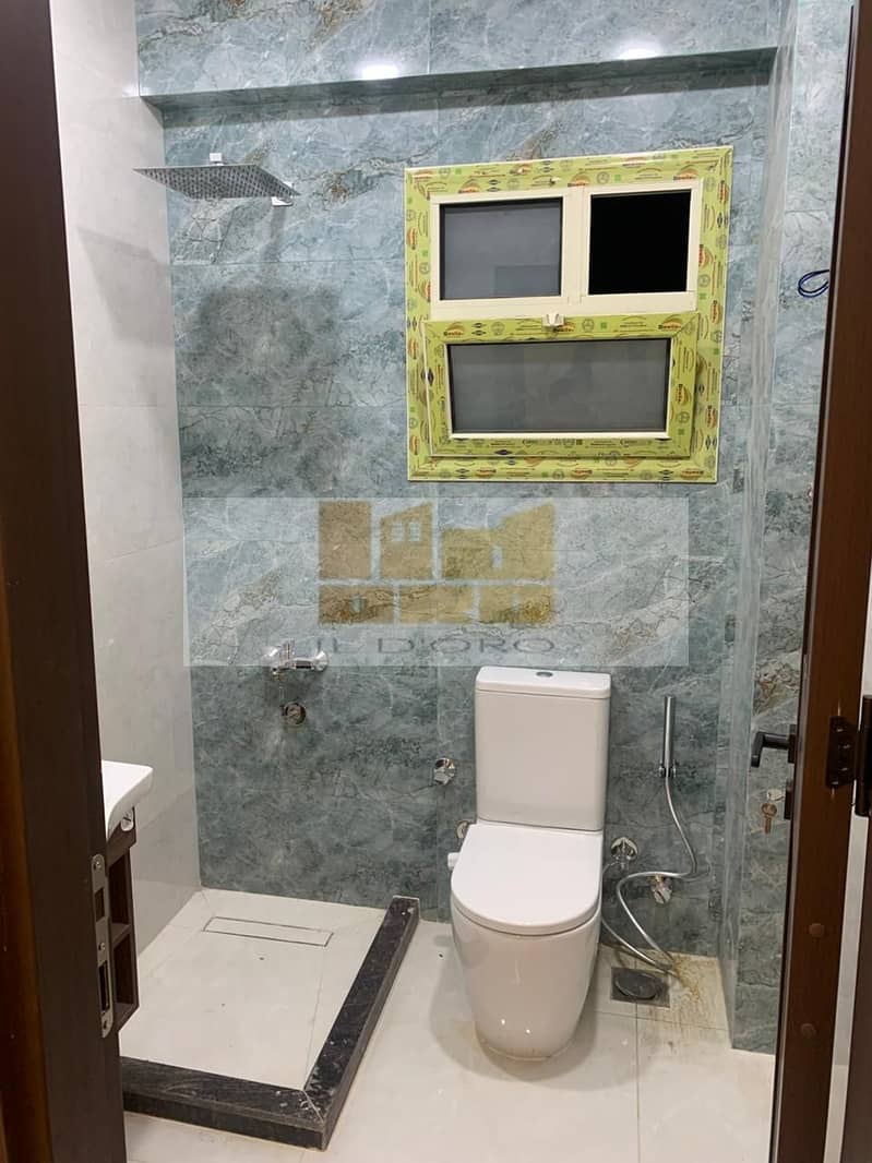 12 WhatsApp Image 2025-10-30 at 16.58. 48_fba079ec. jpg