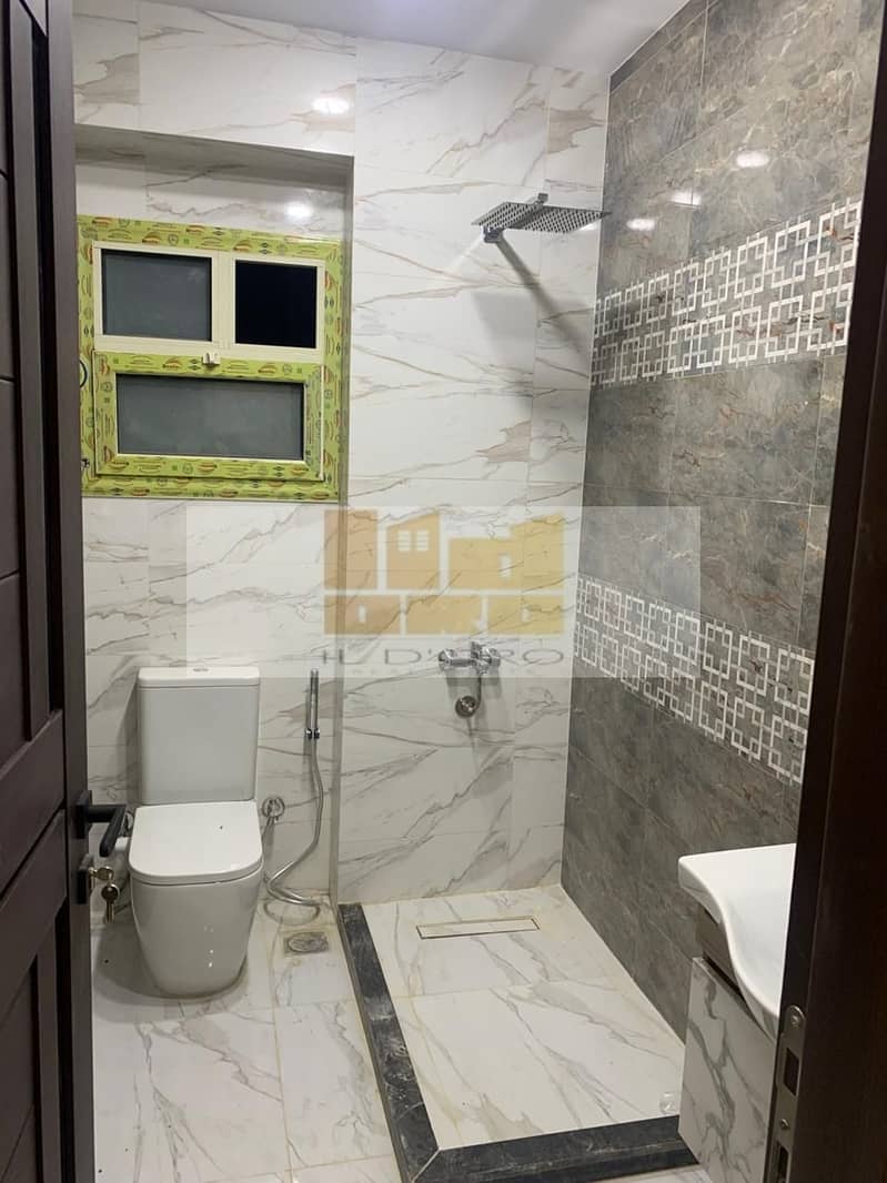 21 WhatsApp Image 2025-10-30 at 16.58. 46_135679c6. jpg