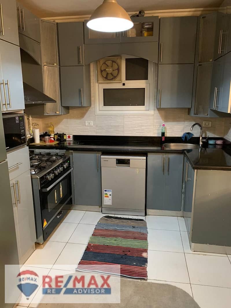 14 6048871806585736135. jpg