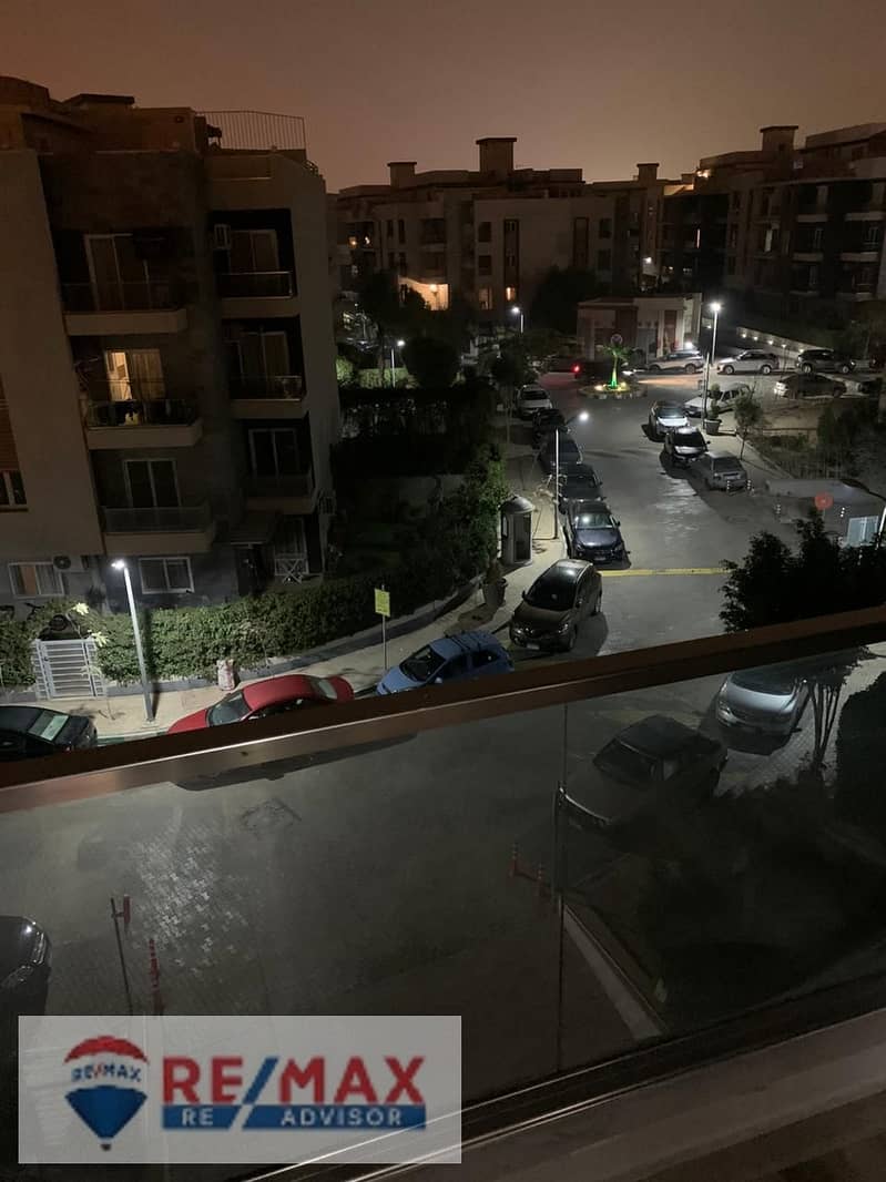 18 6048871806585736137. jpg