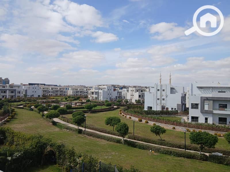 2 2c4b7d6c-c801-4b2f-8322-b590f642b95f. jpg