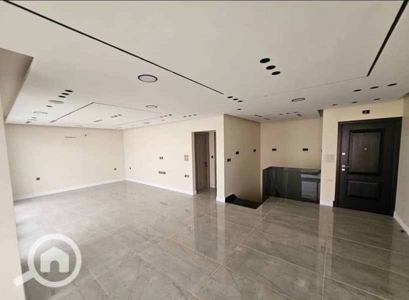 2 WhatsApp Image 2025-11-03 at 13.41. 08_302511dc. jpg