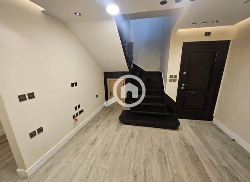 4 WhatsApp Image 2025-11-03 at 13.41. 10_3f380577. jpg