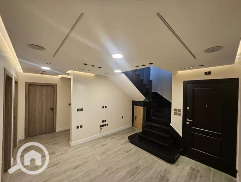 12 WhatsApp Image 2025-11-03 at 13.41. 10_4347b733. jpg