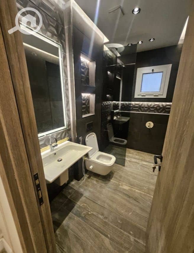 16 WhatsApp Image 2025-11-03 at 13.41. 11_34ec3640. jpg