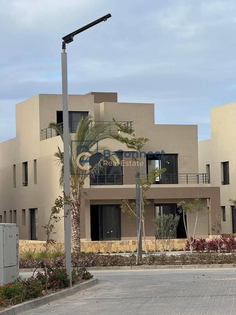 2 WhatsApp Image 2025-10-19 at 14.35. 45_15cd9c8f. jpg