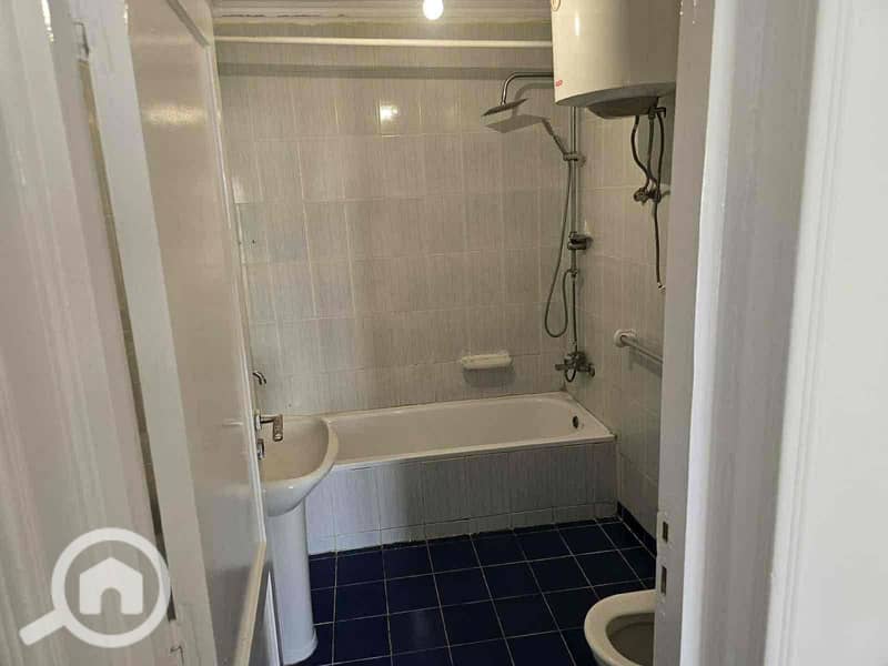 7 c9449798-854a-4ac9-b4e9-cfb6619efe85. jpg