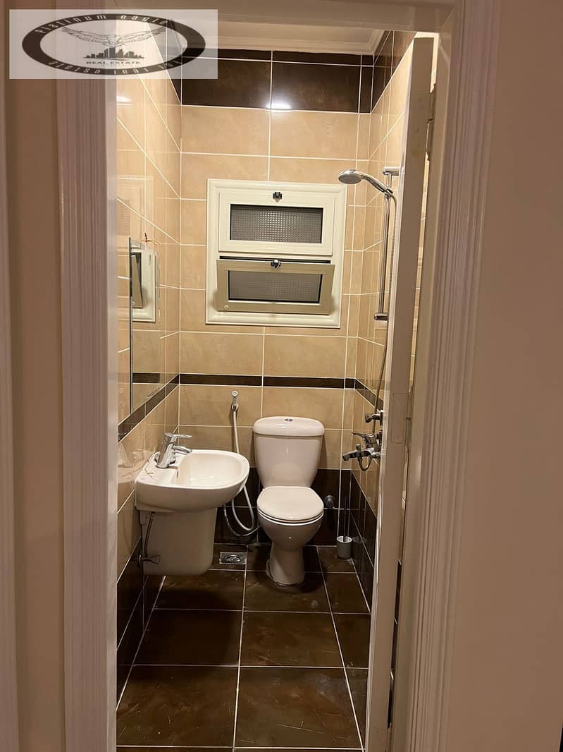 5 01a1a448-7a3d-4c78-bab7-022e79efff9c. jpg