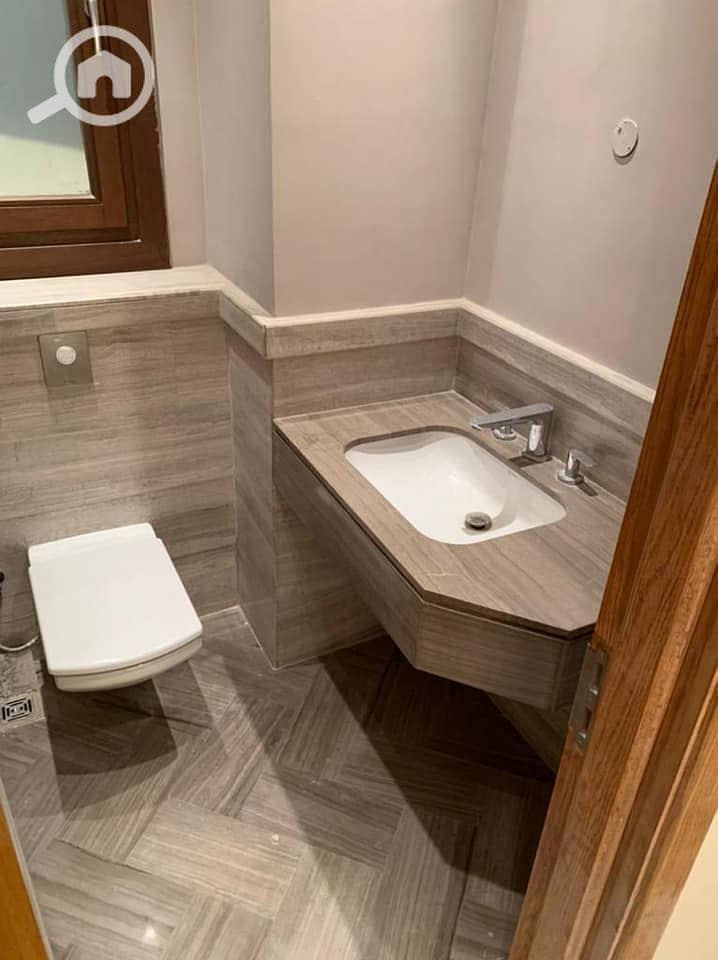 6 469414547_1301105147983185_3048176872667511933_n. jpg