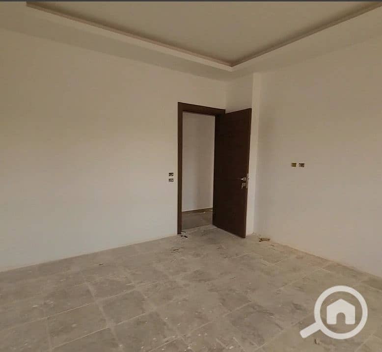 6 f5de850e266642d8968e43ecb671e42c. jpg