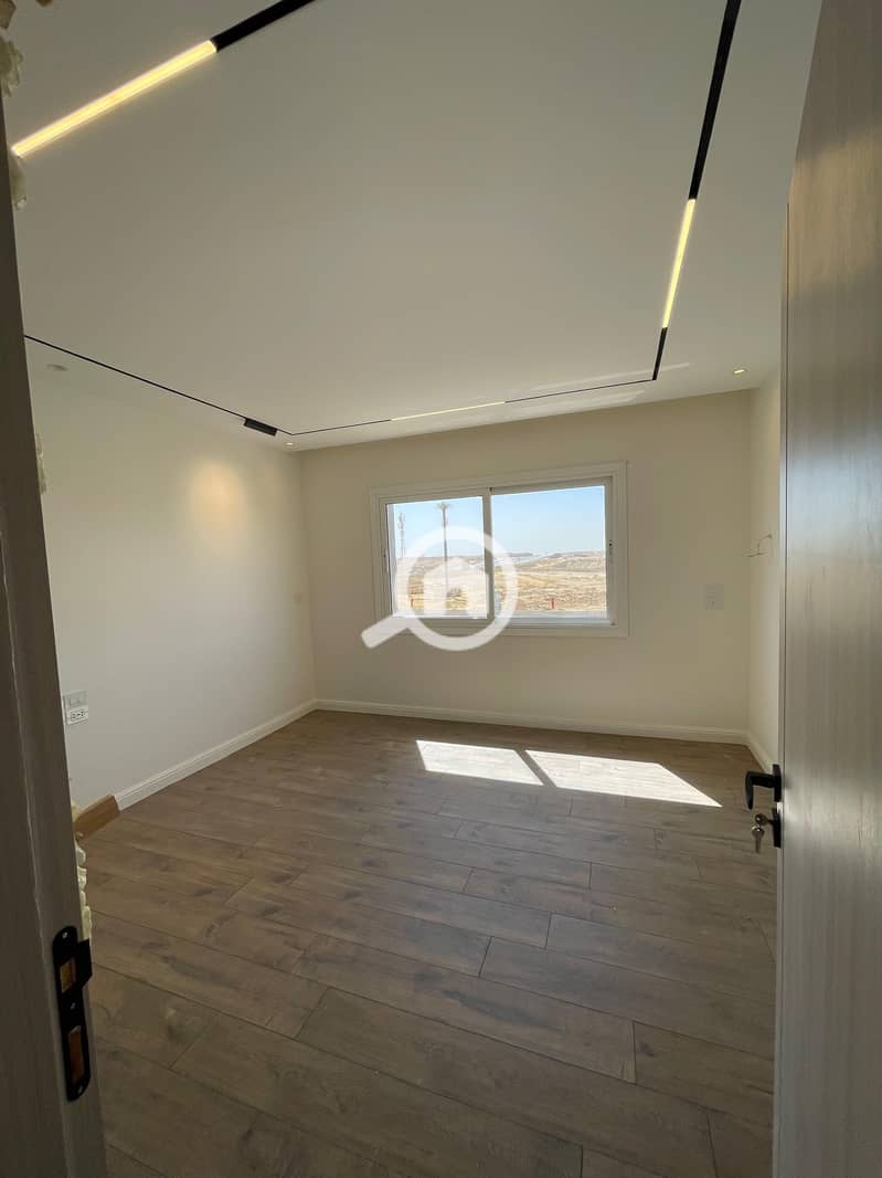 4 WhatsApp Image 2025-11-03 at 4.09. 03 PM (5). jpeg