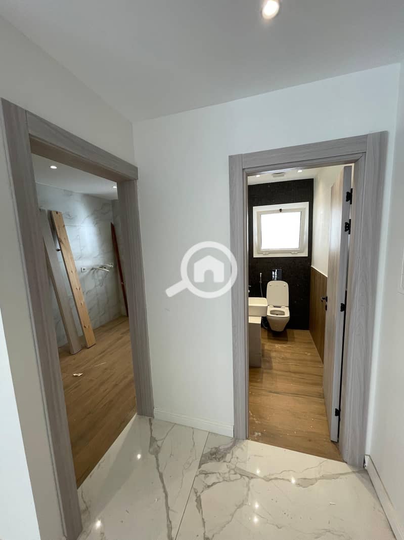 8 WhatsApp Image 2025-11-03 at 4.09. 02 PM (3). jpeg