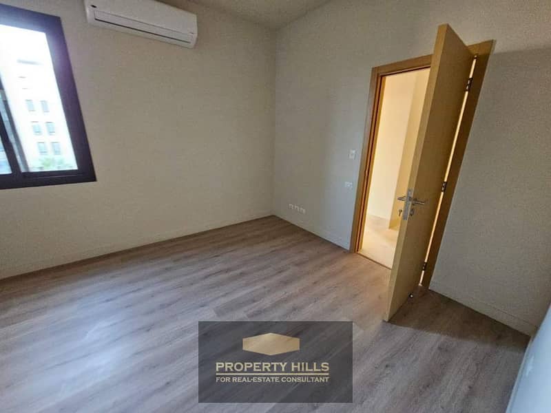 12 WhatsApp Image 2024-10-21 at 3.47. 09 PM (2). jpeg