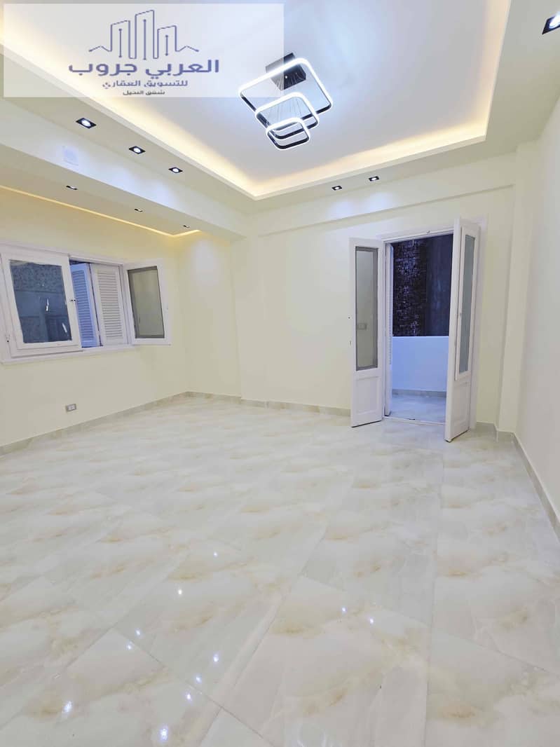 15 e5b7d8d2-3d94-4994-b458-5e13efdabd95. jpg