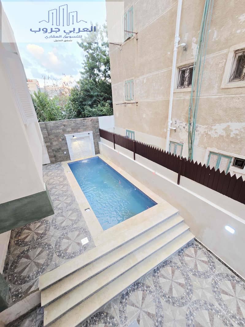 18 afb46091-3384-4877-a45f-6d73e9e98044. jpg