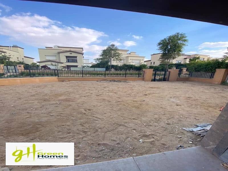 8 154490909_3668725659871401_307892802311378786_n. jpg