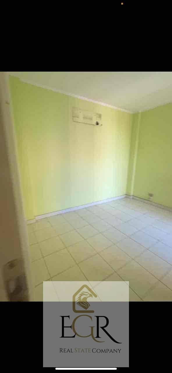 4 0d480cdf-c997-4a10-b8c8-85cb4b2bb0fa. jpg