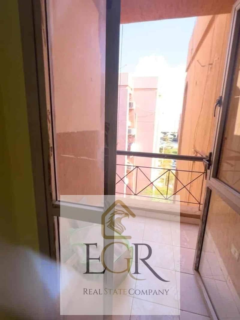 5 fcfdd837-a6c9-49d1-b2ff-afbfff5432bf. jpg