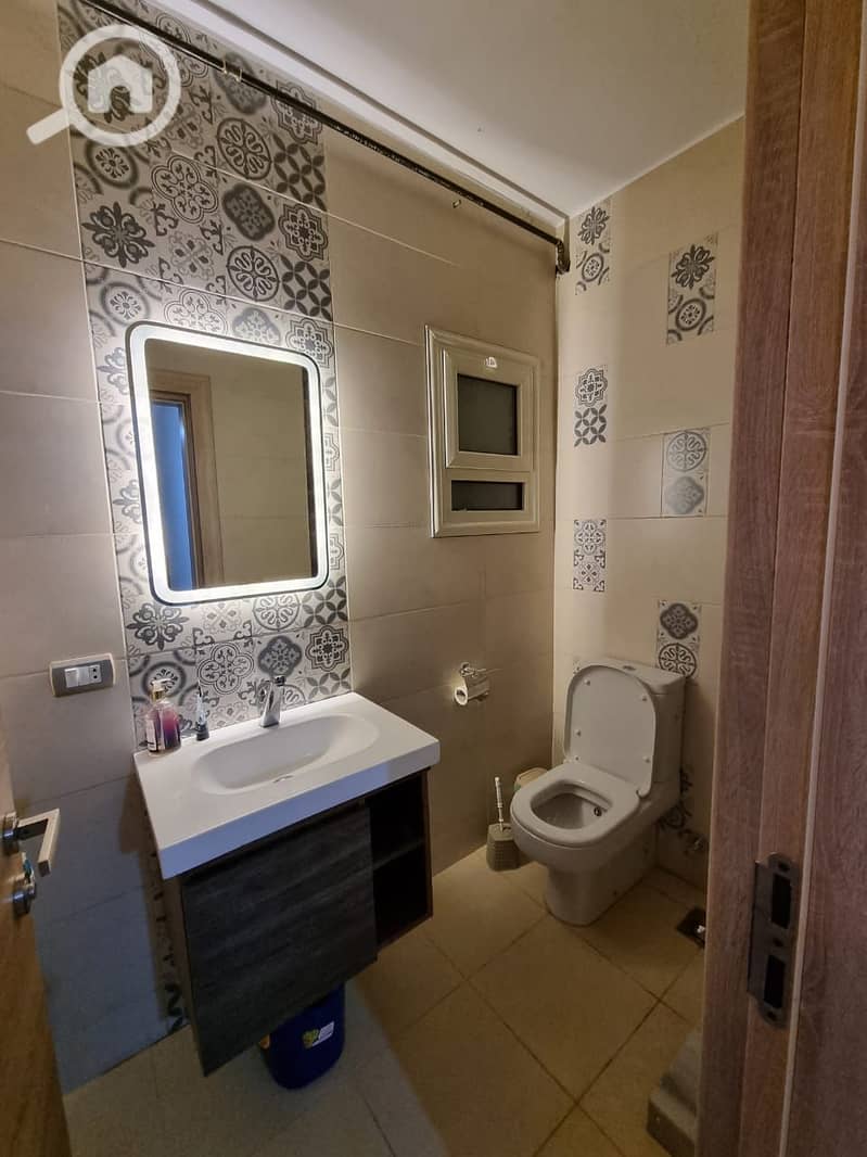 8 WhatsApp Image 2025-11-03 at 15.04. 00_9b627cb7. jpg