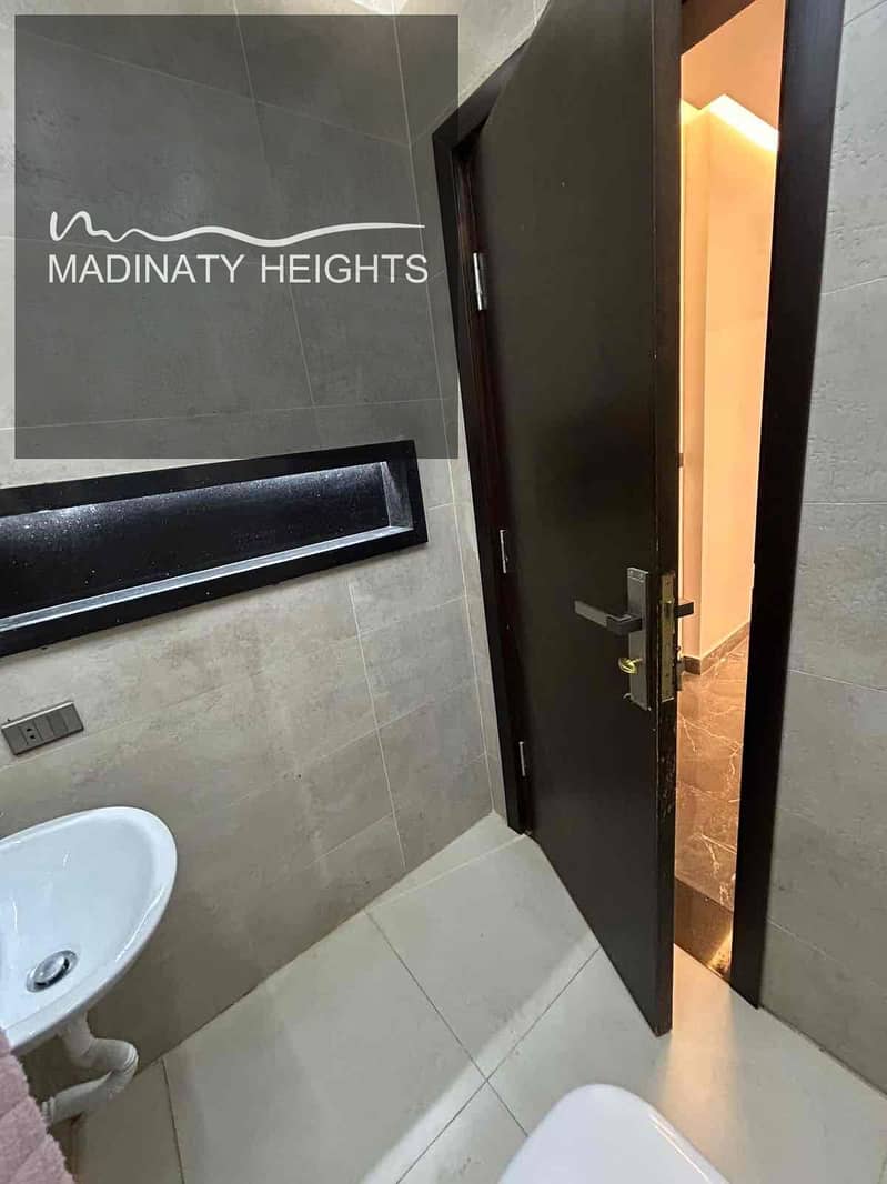 7 d7b76067-ea20-45b1-aa85-da3986a35364. jpg