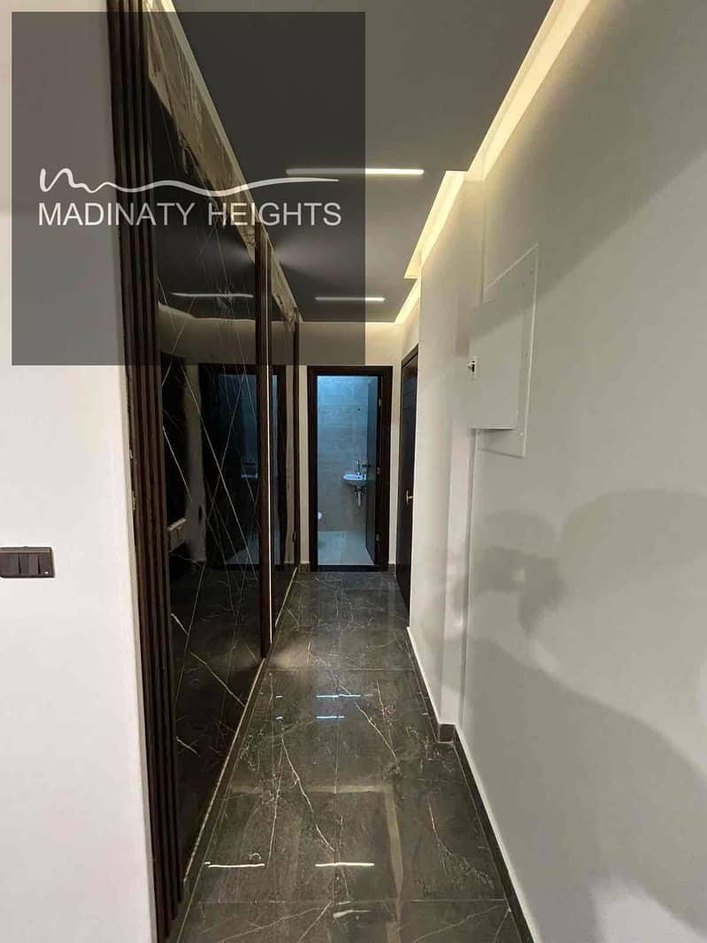 9 5dcd5076-c653-49f8-b26c-6428dbbb6182. jpg