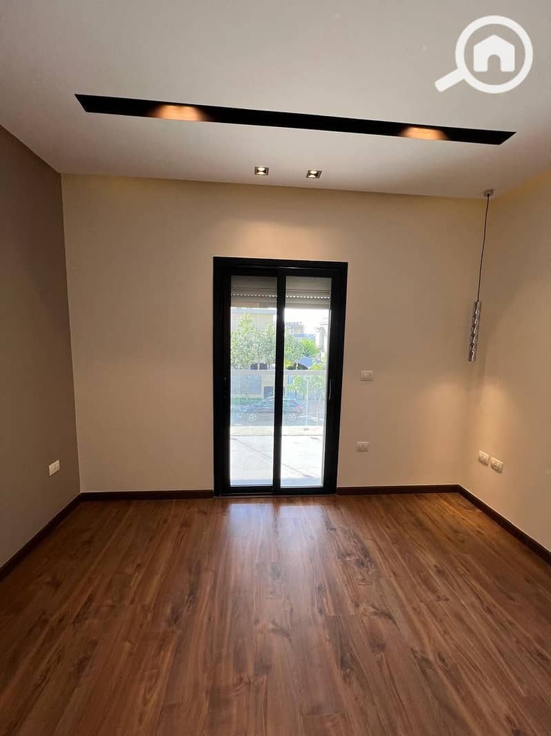 9 69ef81a3-cea0-425b-a095-61447c859142. jpeg