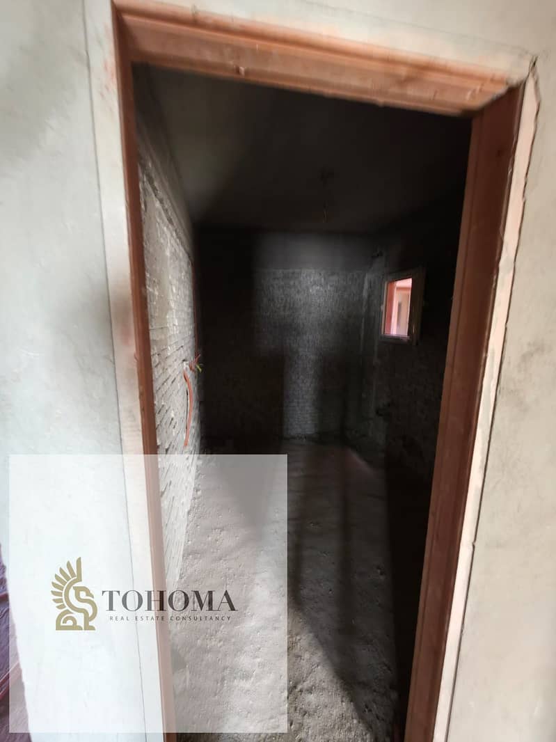 4 a8fda232-5a6d-4af0-85b9-3015d165047d. jpg