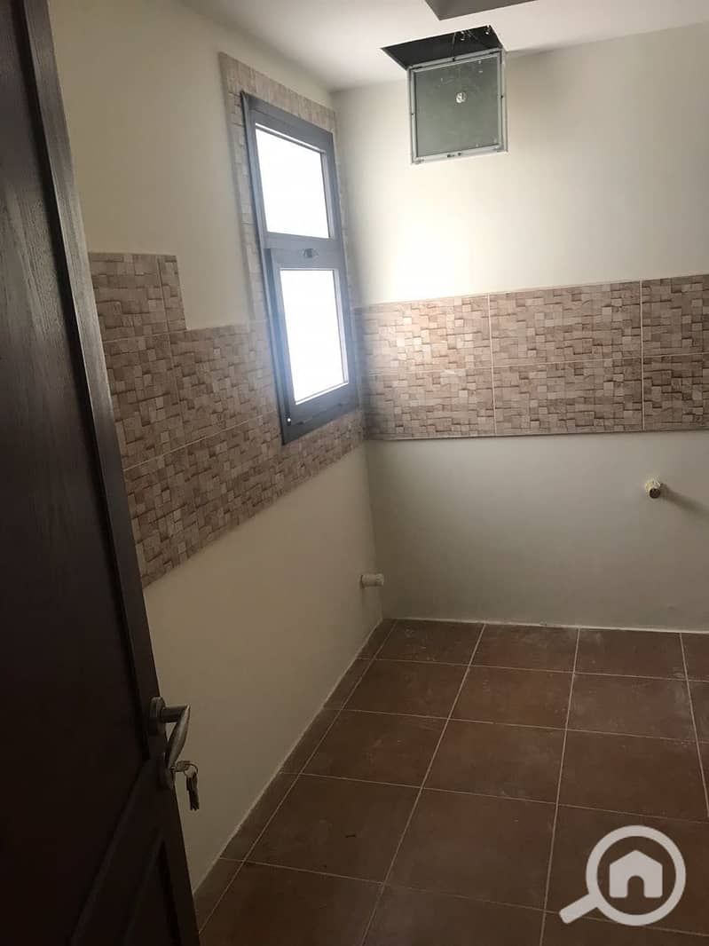 6 88b34c9a-c330-4a10-887e-384f2f5839c9. jpeg