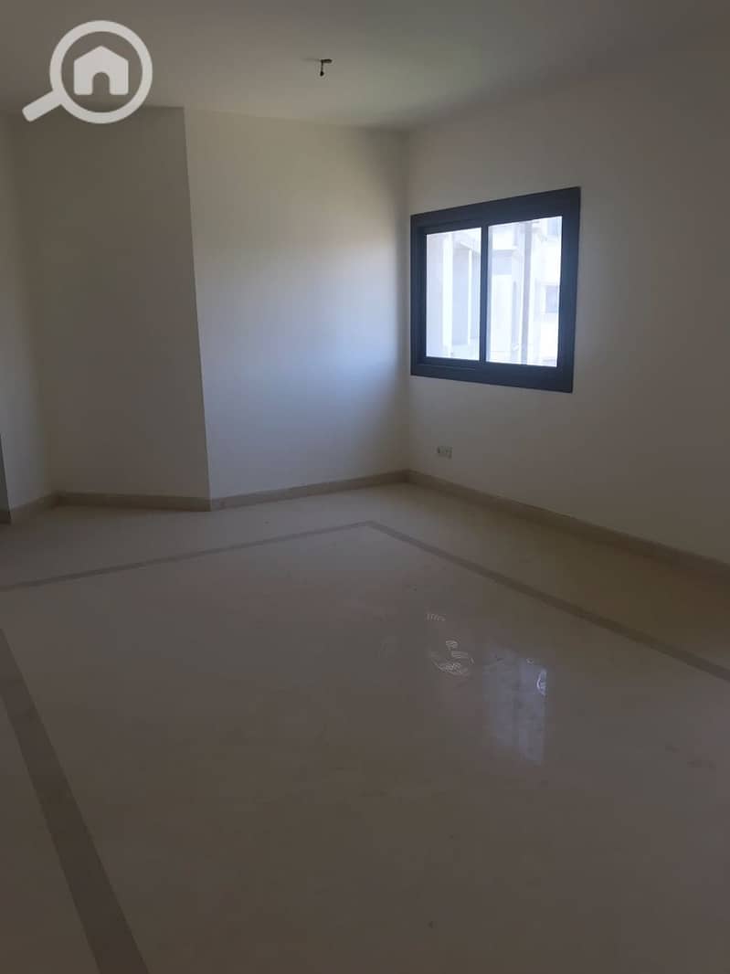 8 0902911f-8427-42a4-8211-6cd3289c0b08. jpeg