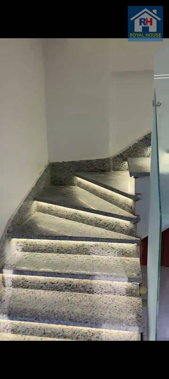 3 00c38770-56e4-47e3-9eaf-4a5b5a210727. jpeg