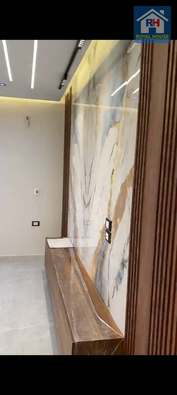 6 1880cfb4-9af9-4081-afc3-a4cf399d7088. jpeg