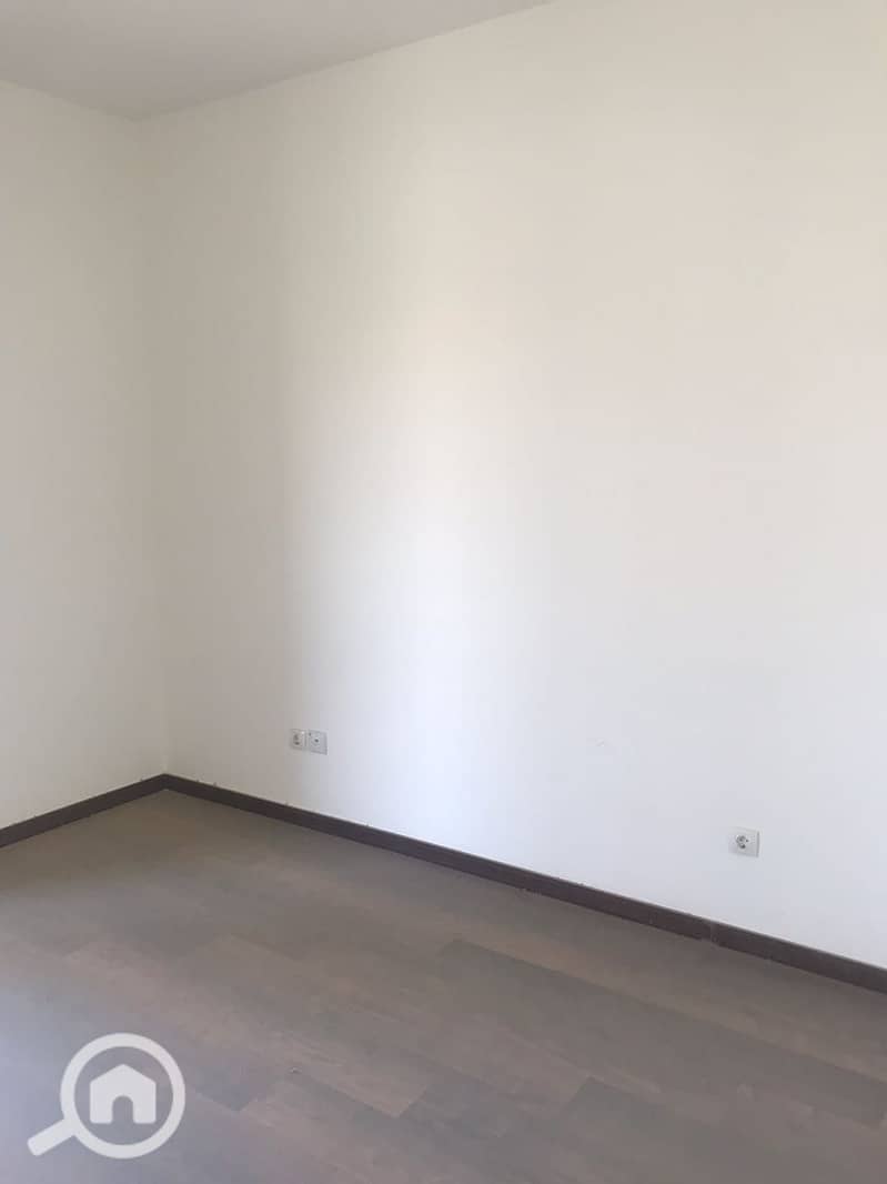 21 741c153f-28c8-42e4-91c1-7738d9905d1e. jpeg