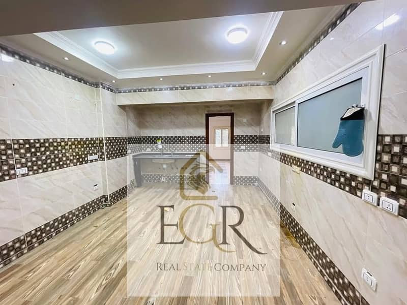 8 572199551_2140877759778375_3462151548406795823_n. jpg