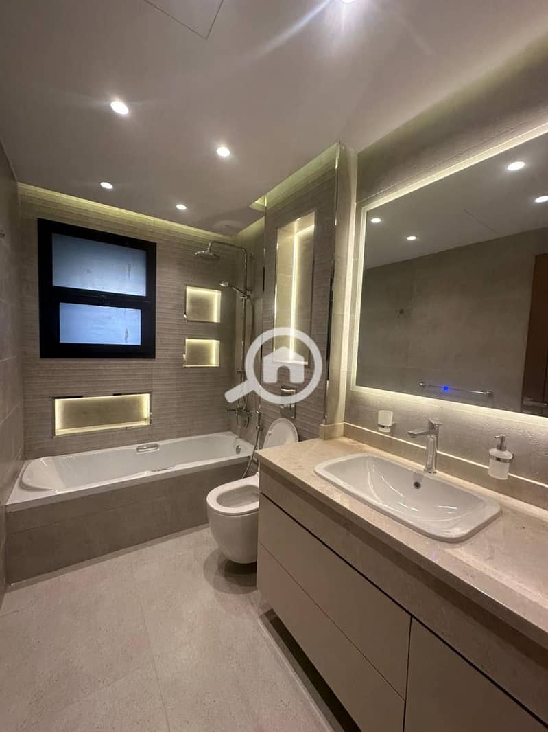 6 d163975c-7050-4a75-8851-0b3c4add925a. jpeg