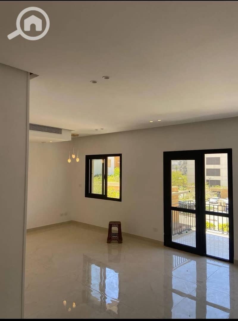 8 66352bfc-1908-4f0a-bfaa-46b7fdf92203. jpeg