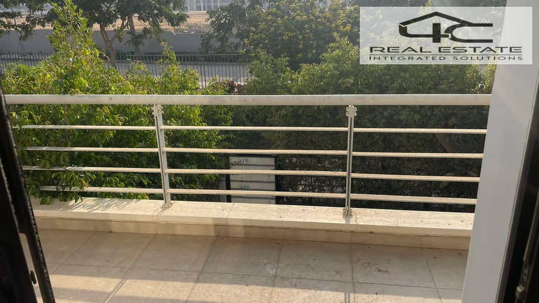 9 WhatsApp Image 2025-11-03 at 15.54. 00 (1). jpeg