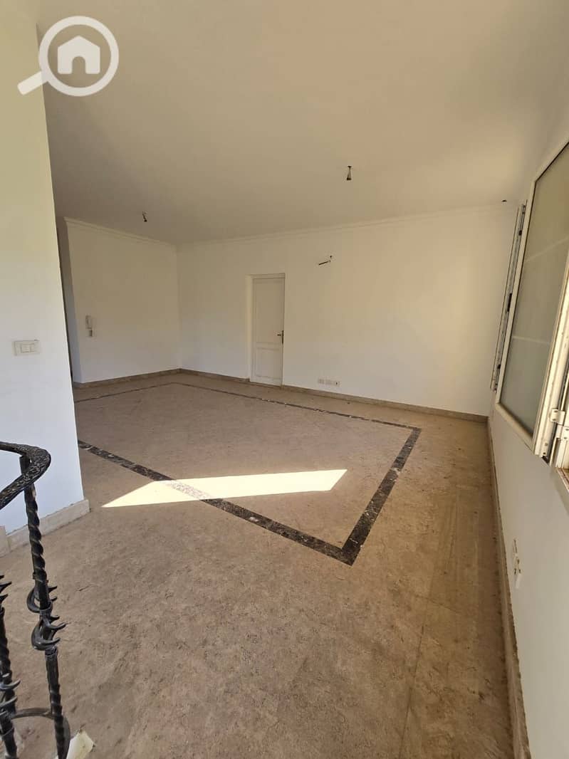 12 722d2d77-719d-4504-b1c3-d3c1576f2ec1. jpg