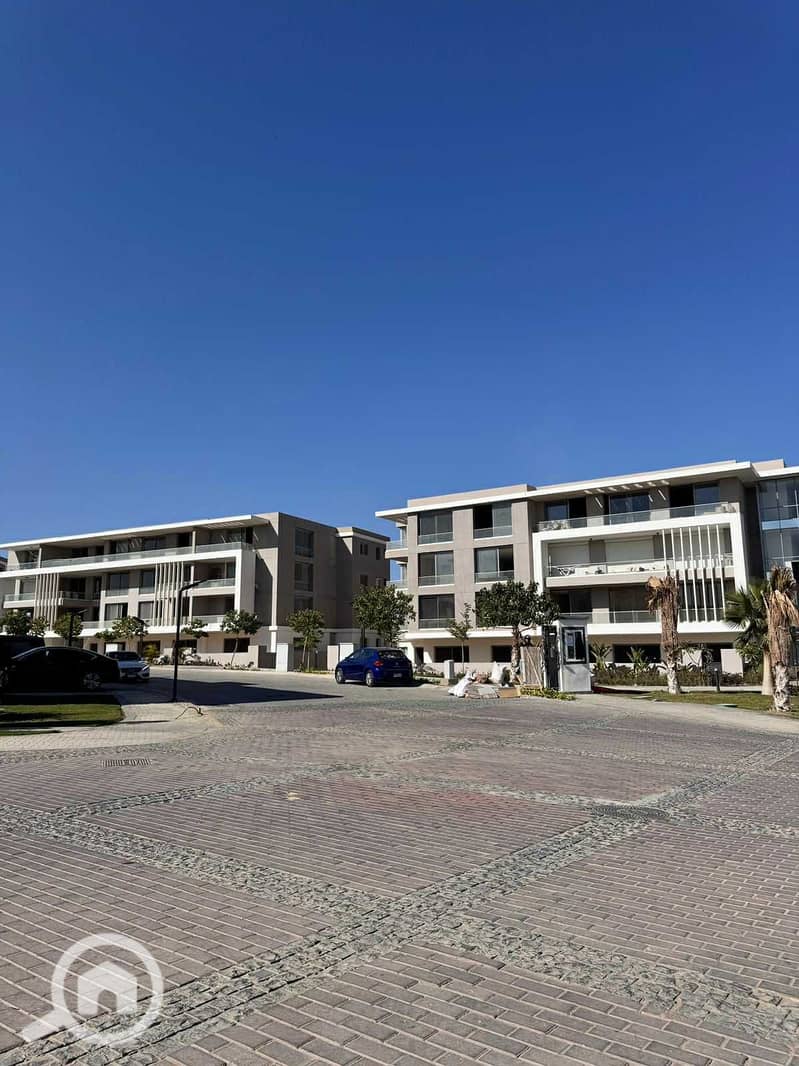 7 f5a48427-52ca-42ff-a76b-8ee946ab7b11. jpg