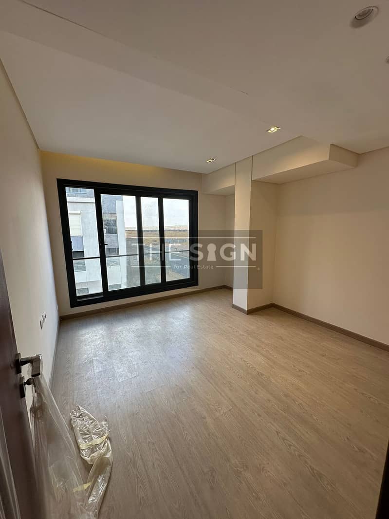 6 WhatsApp Image 2025-11-03 at 16.18. 12 (1). jpeg